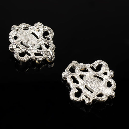 Декоративная застёжка «Узор», 6.5×3.5 см, цвет белый