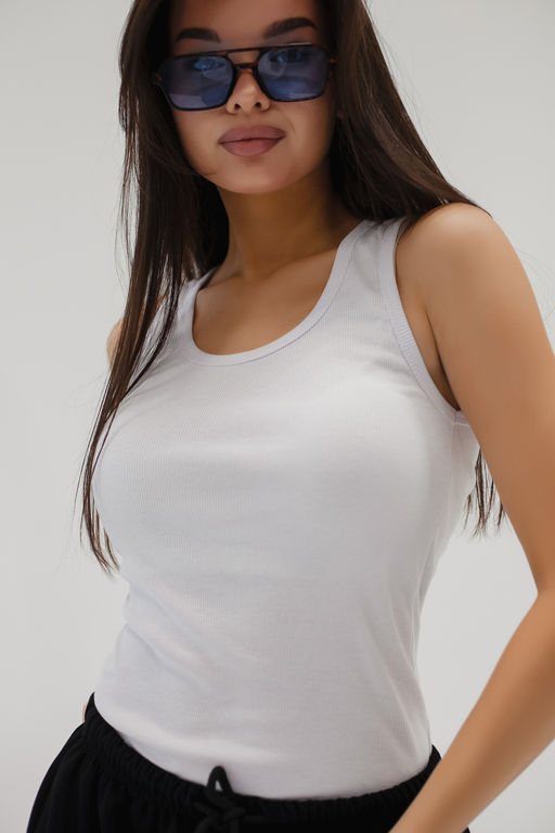 Майка базовая в рубчик белая