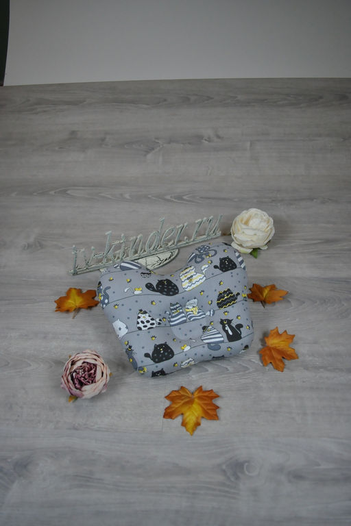 Подушка ортопедическая для новорожденного Бабочка