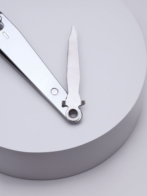 Цена за 12 шт. Кусачки книпсер педикюрные, с пилкой, 7 см, в коробке