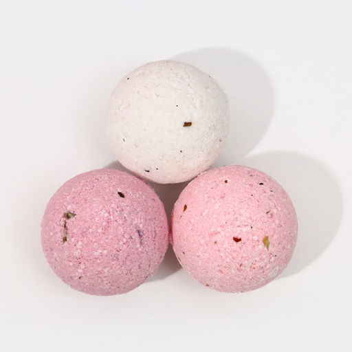 Подарочный набор косметики «С 8 Марта!», бомбочка для ванны с добавками 3 х 40 г, ЧИСТОЕ СЧАСТЬЕ