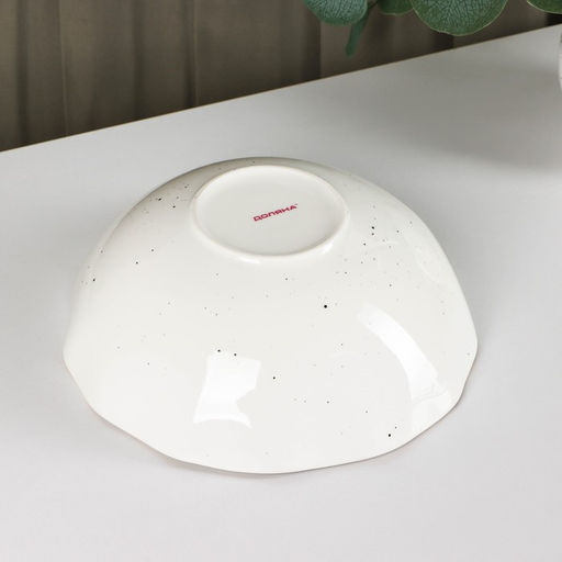 Салатник Доляна Млечный путь, 1.4 л, d=22 см, фарфор, белый в крапинку