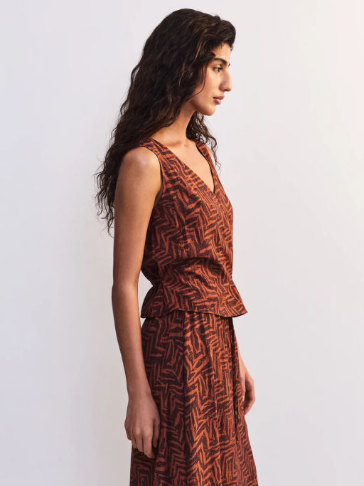 Блуза из вискозы с треугольным вырезом ZR2605012009-257 / Zarina фото 5