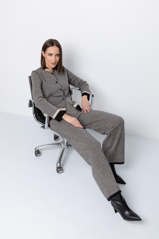 ЕВ 433/ш/черный,слоновая кость брюки жен