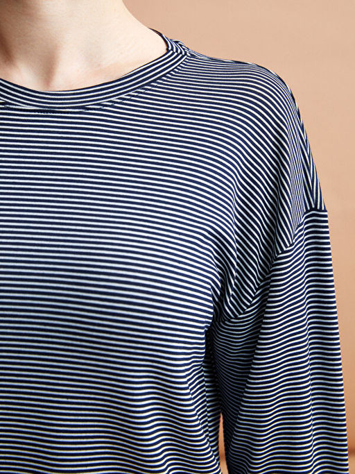 Petite Bisiklet Yaka ?izgili Uzun Kollu Kad?n Ti??rt