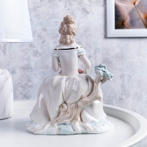 Статуэтка Дама с цветами 23 см / HP3156 /уп 18/ - Галеонтрейд фото 5