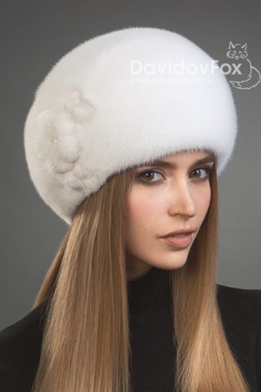Берет норка белая