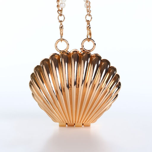 Сумка мини-клатч на магните, в форме ракушки, жёсткий корпус, на длинной цепочке, золотистая