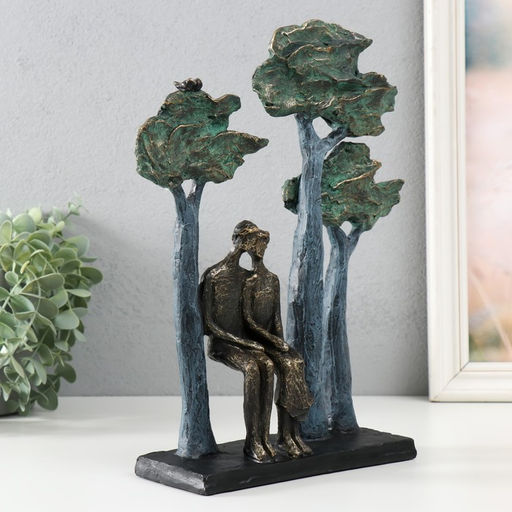 Фигурка полистоун Двое в парке. Посидим, под металл, 23.4?7.4?29.8 см
