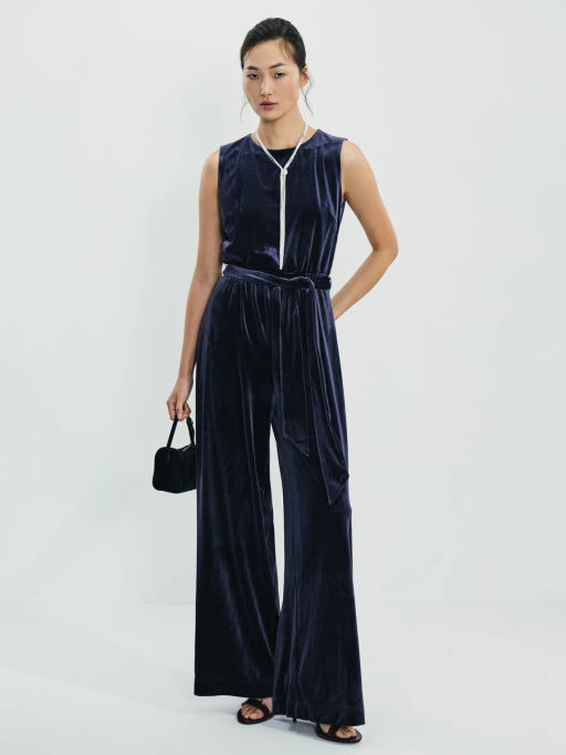 Комбинезон из бархата / Zarina