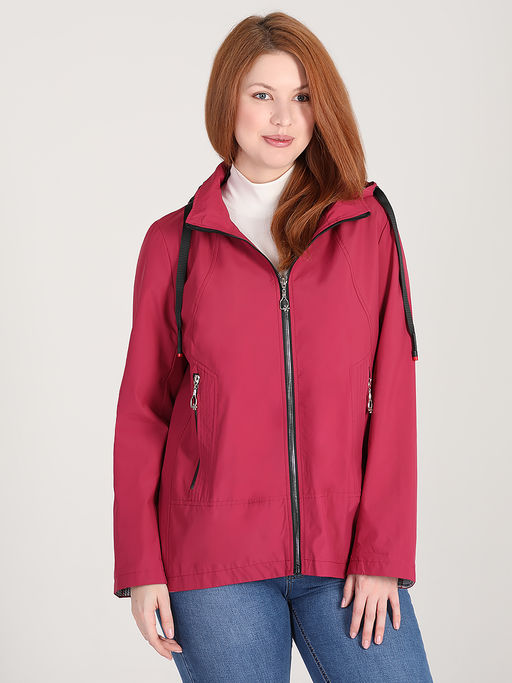 Весенняя ветровка женская с капюшоном