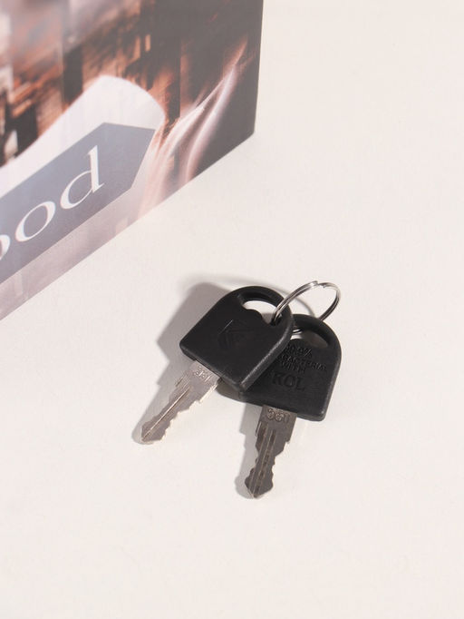 Шкатулка книга - сейф «Мегаполис. Девушка. Настроение» дерево, искусственная кожа, 21×13×5 см