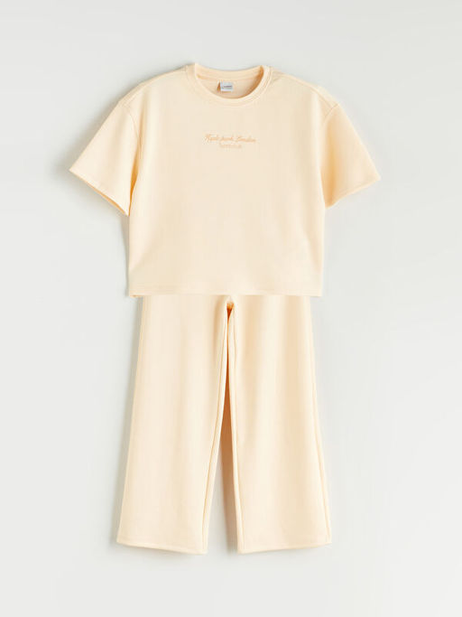 Bisiklet Yaka Soft Touch K?z ?ocuk Ti??rt ve E?ofman Alt?