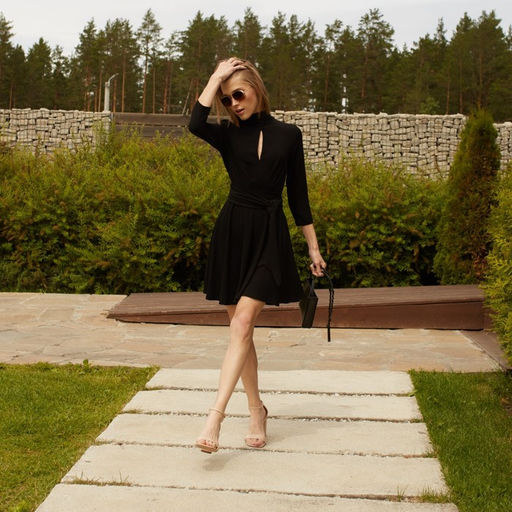 Платье женское короткое MINAKU: Green trend, чёрное, размер 48