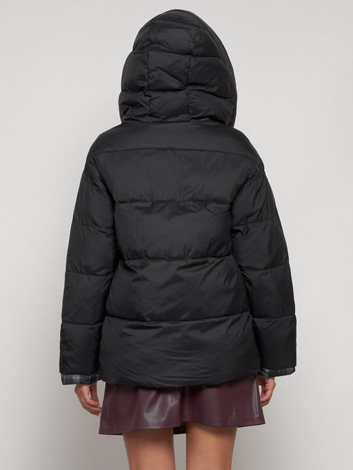 Зимняя женская куртка модная с капюшоном черного цвета 133105Ch