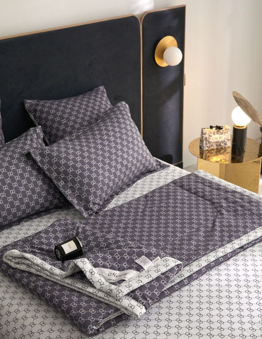 Одеяло MENCY Двухстороннее с простыней на резинке и наволочками ODMENDR005