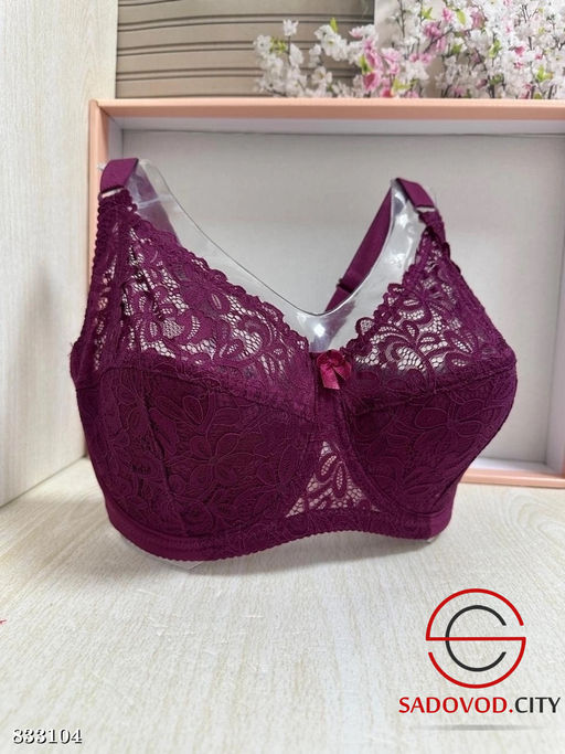 Бюстгальтер с тонким поролоном на косточках