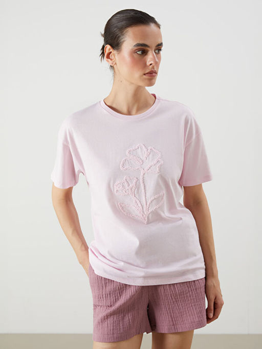 Bisiklet Yaka ?i?ekli Kad?n Ti??rt