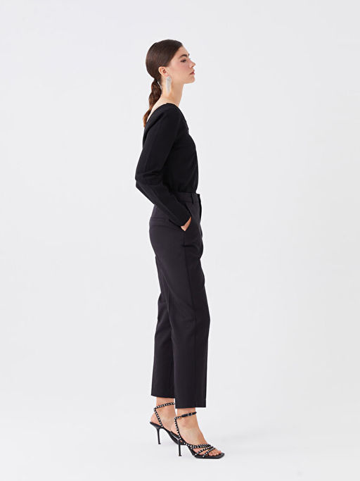 Kad?n Standart Fit D?z Pantolon