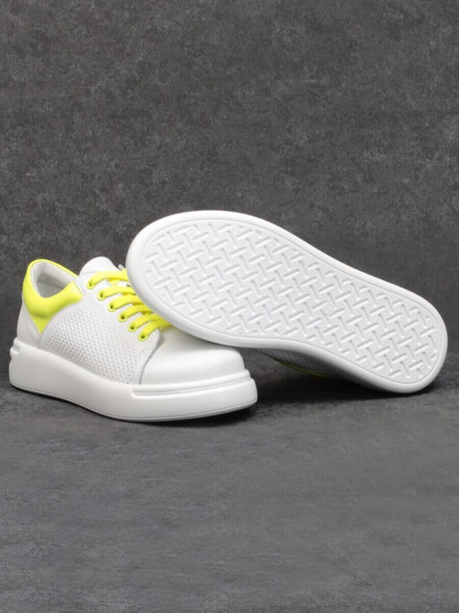 05-D024T WHITE Кроссовки женские (натуральная кожа, пенка)