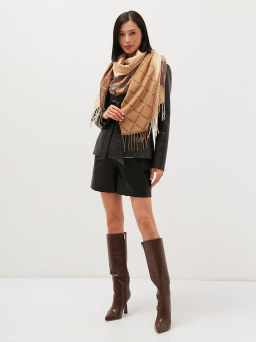 в составе шерсть Большой, мягкий, теплый двусторонний палантин с принтом. - Tantino фото 5