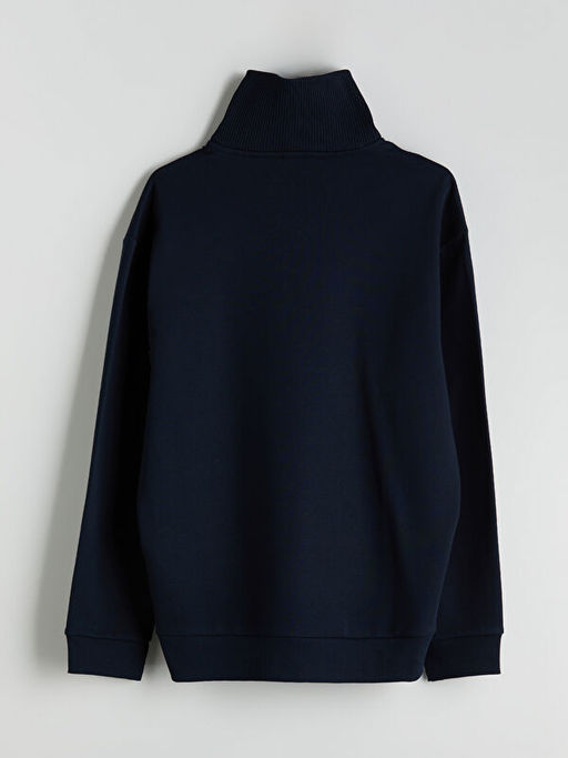Dik Yaka Erkek Sweatshirt