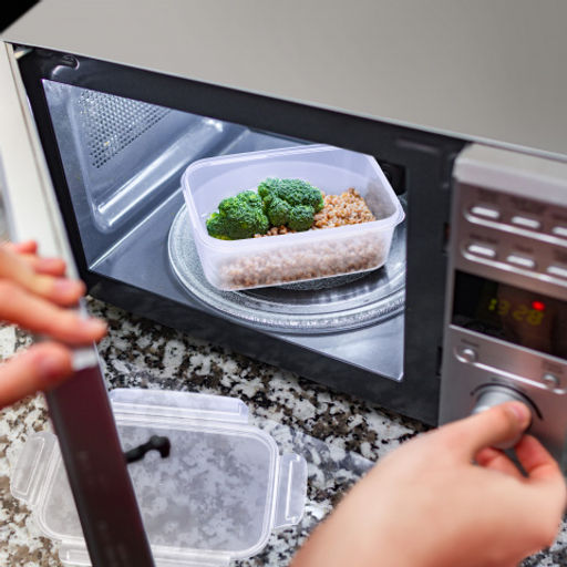 Цена за 2 шт. Емкость для СВЧ "Прайм" 1,6л прямоугольная (на защелках) М8502