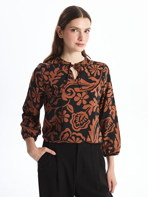 Ba?lamal? Yaka Desenli Kad?n Bluz