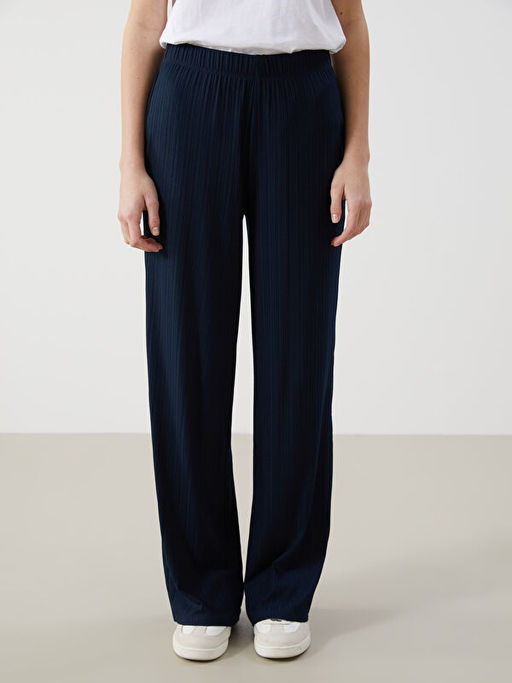 Beli Lastikli Dokulu Kad?n Pantolon