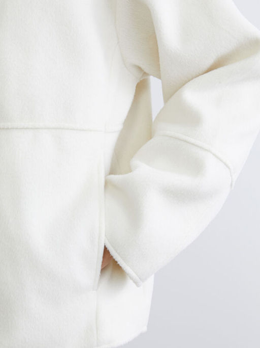 Dik Yaka Kad?n Ka?e Mont