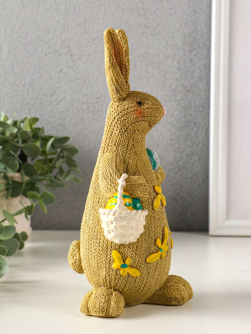 Фигурка полистоун Зайка вязанный с пасхальными яичками, 8?10.5?23 см
