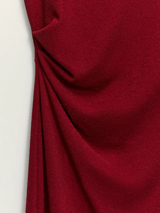 Платье миди приталенного кроя / Zarina