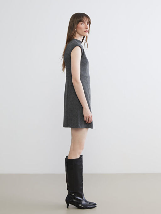 Bisiklet Yaka Beli Kemerli A Kesim Elbise