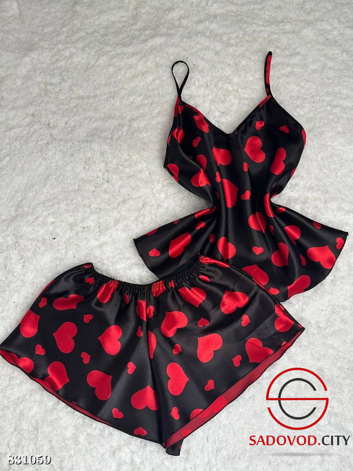 Пижама с шортами шелковая