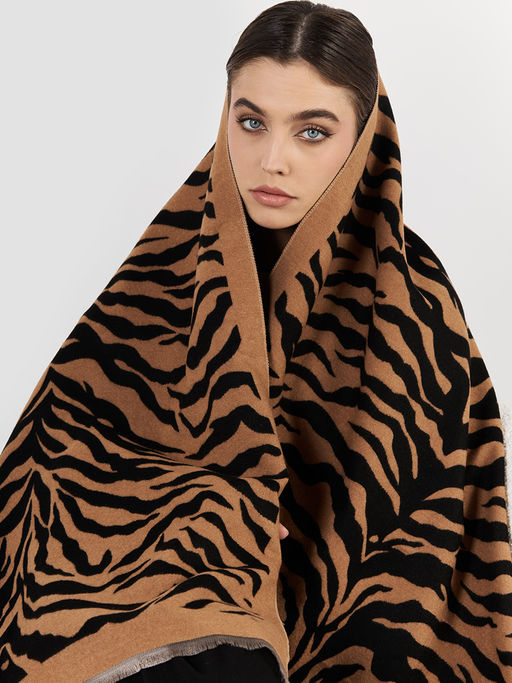 в составе ШЕРСТЬ и КАШЕМИР Большой, мягкий, теплый двусторонний палантин