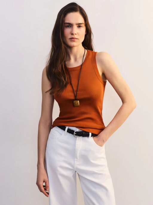 Базовая майка с вырезом халтер TOP0526-23 / Zarina