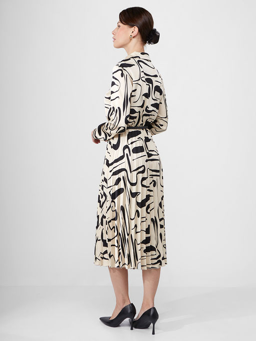 Платье из принтованной атласной ткани