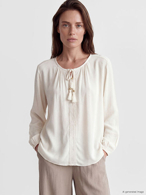 Ba?lamal? Yaka Dokulu Bluz