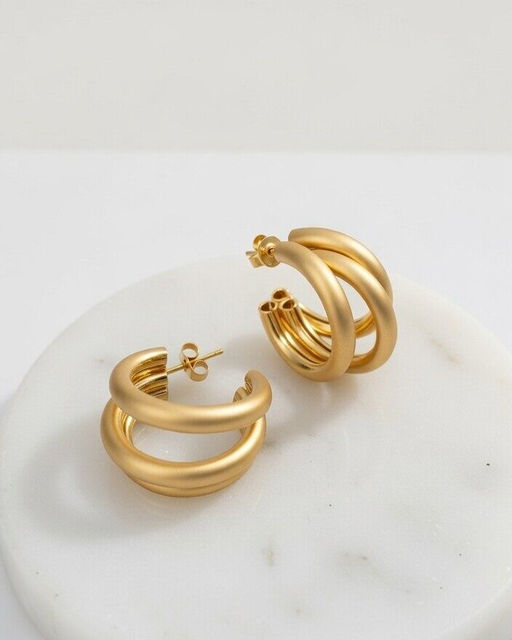 Стильные серьги