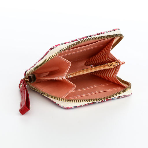 Кошелёк женский на молнии с ремешком, фуксия