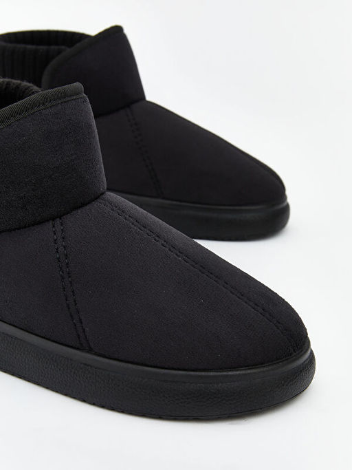 S?et G?r?n?ml? Kad?n Ev Botu