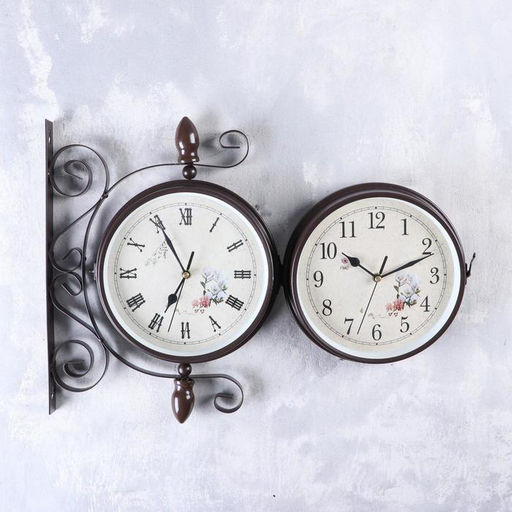 Часы настенные интерьерные «Розы», двусторонние, на подвесе, бесшумные, плавный ход, 30×35 см, циферблат d=19 см