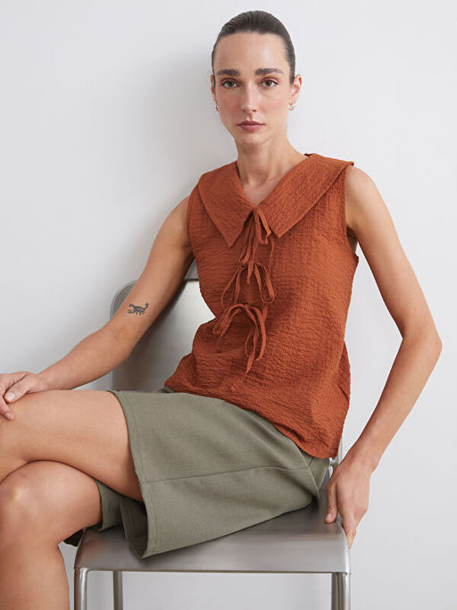 Bebe Yaka Dokulu Bluz