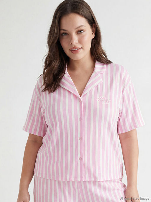 G?mlek Yaka ?izgili Kad?n ?ortlu Pijama Tak?m?