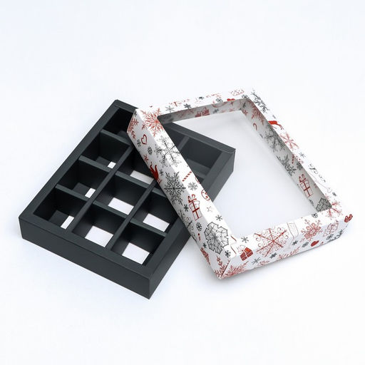 Коробка под 12 конфет новогодняя «Подарки», 19×15×3.5 см