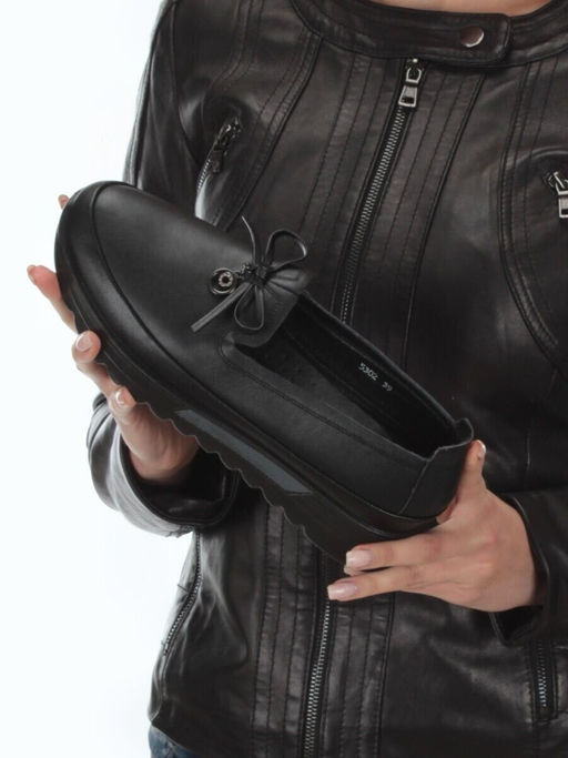 03-5302 BLACK Полуботинки женские (натуральная кожа)