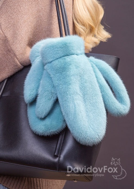 Варежки норка мята