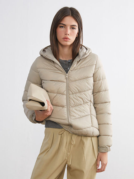 Kap??onlu Kad?n ?i?me Mont