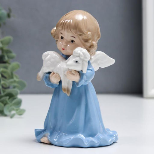 Фигурка керамика Ангелочек в голубом платье, с барашком, 15 см