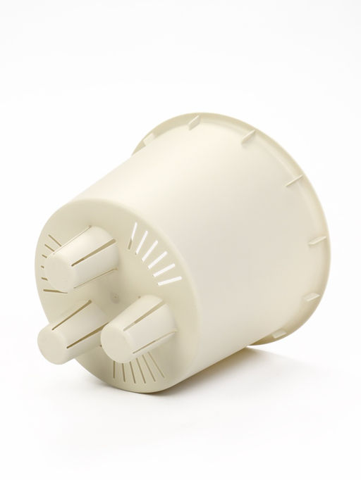 Кашпо для цветов «Рамона», 7.8 л, d=28 см, h=25.5 см, со вставкой, пластиковое, белое